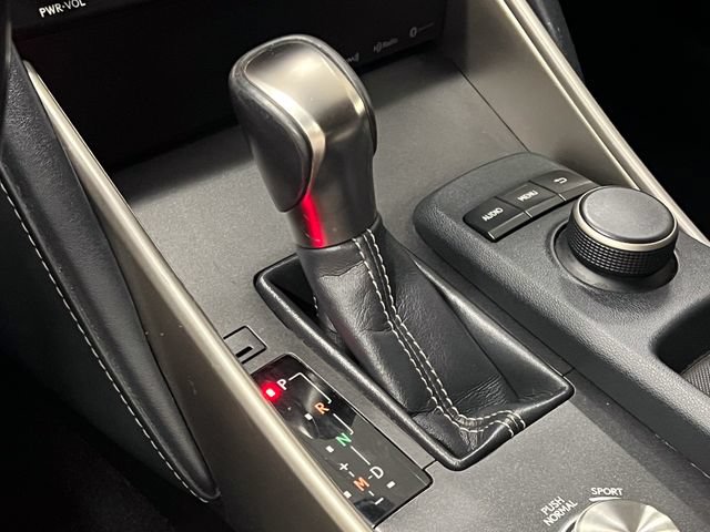 Used 2017 Lexus IS 200t RWD image 21