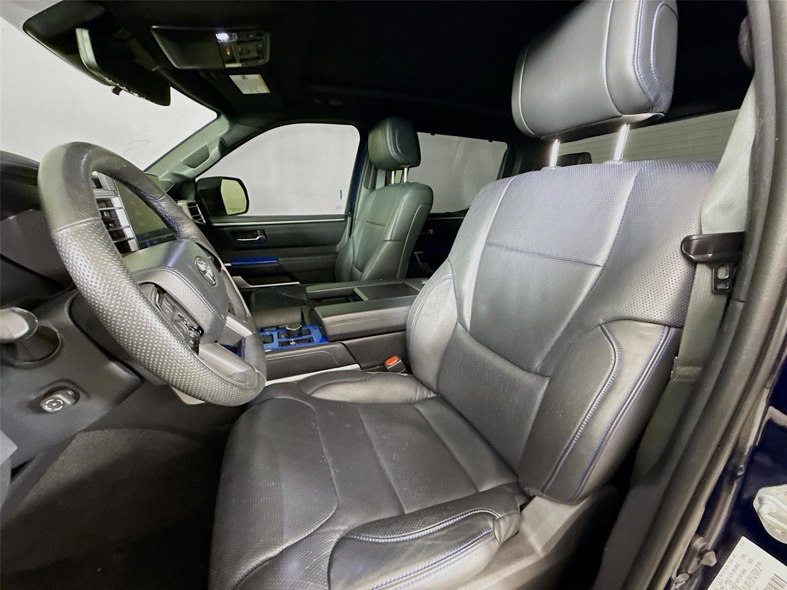 Used 2023 Toyota Tundra Platinum AWD/4WD image 2