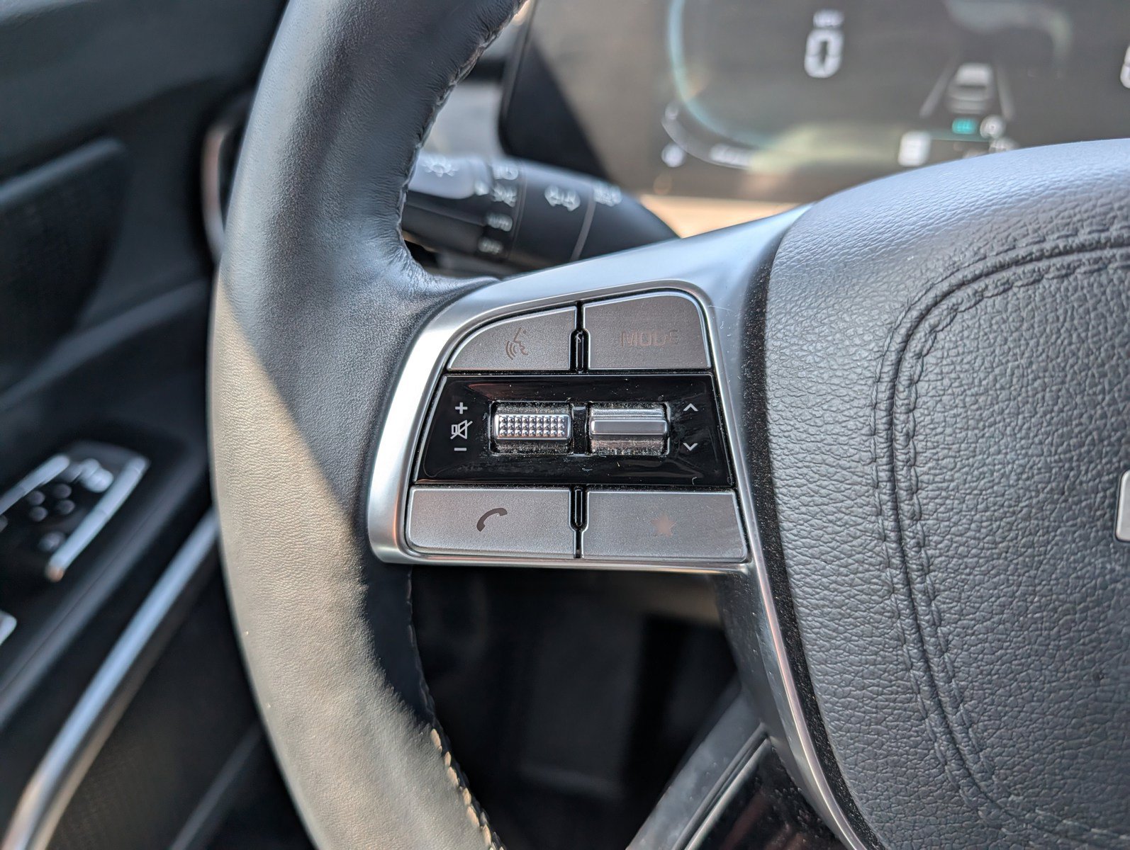 Used 2024 Kia Telluride EX X-Line AWD/4WD image 28