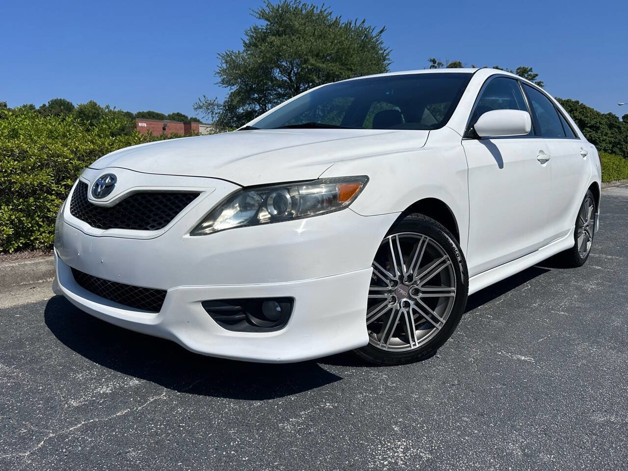 Used 2010 Toyota Camry SE