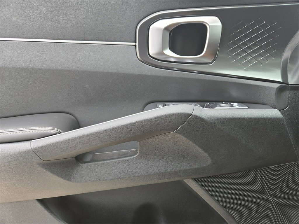 New 2026 Kia Sorento S image 18