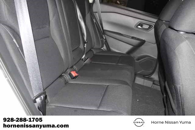 New 2026 Nissan Rogue S image 7