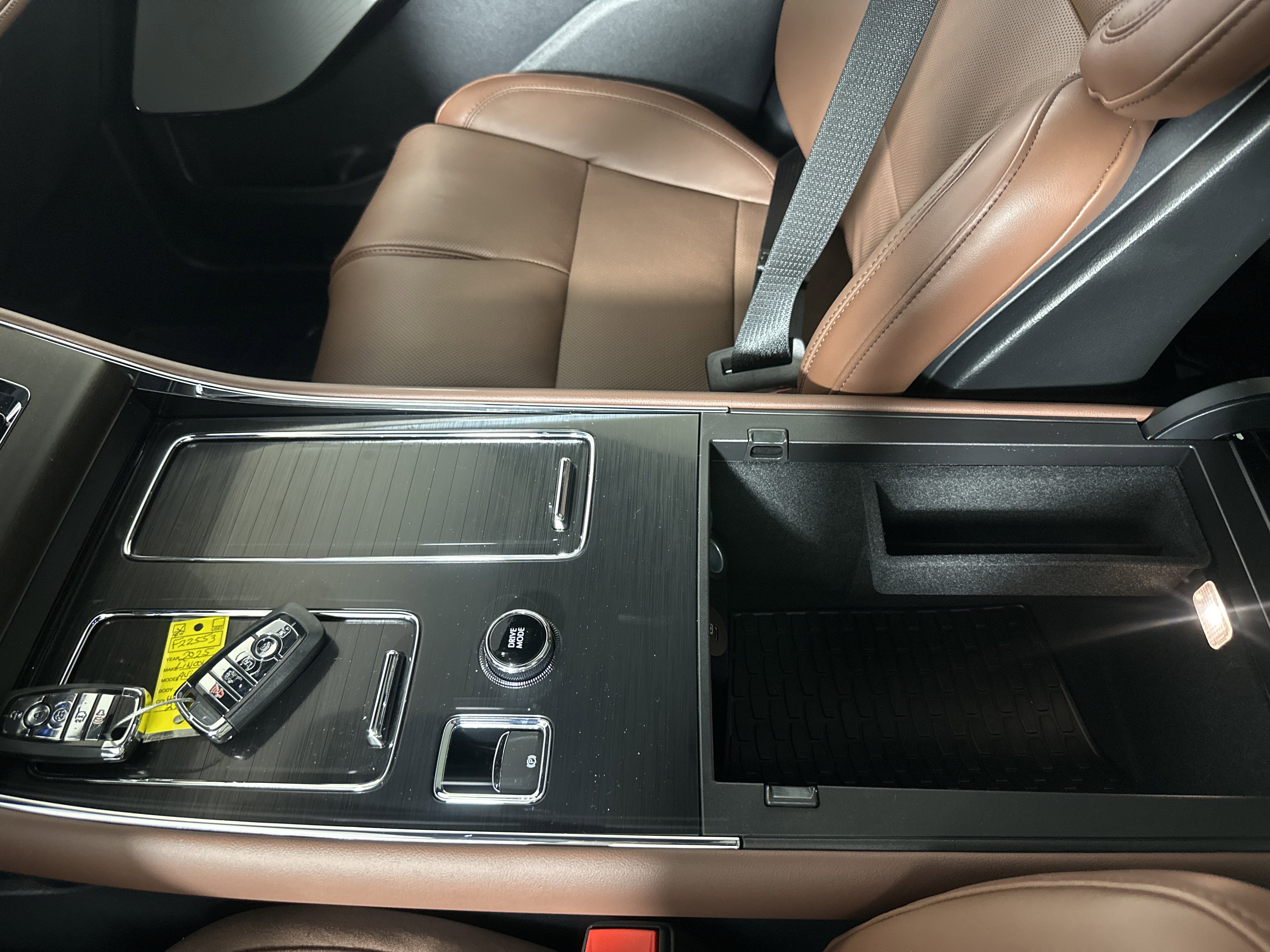 New 2025 Lincoln Aviator Reserve image 20