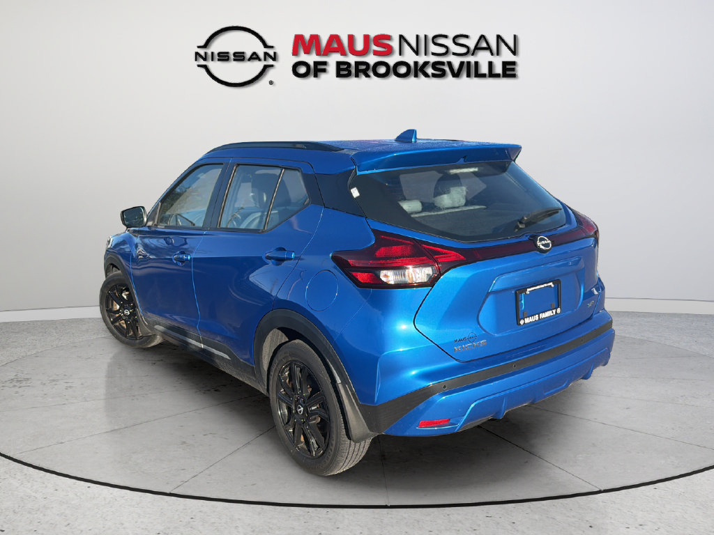 Certified 2024 Nissan Kicks SR w/ SR Premium Package FWD image 8