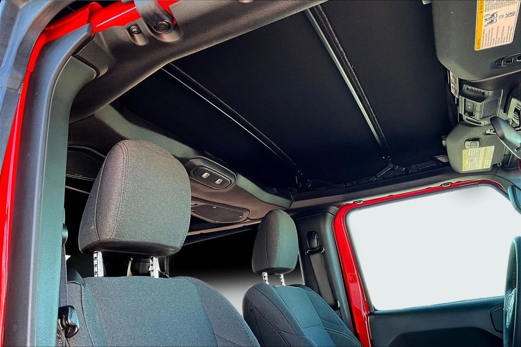 Used 2024 Jeep Wrangler Willys image 28
