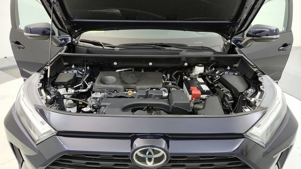 Certified 2024 Toyota RAV4 XLE AWD/4WD image 15
