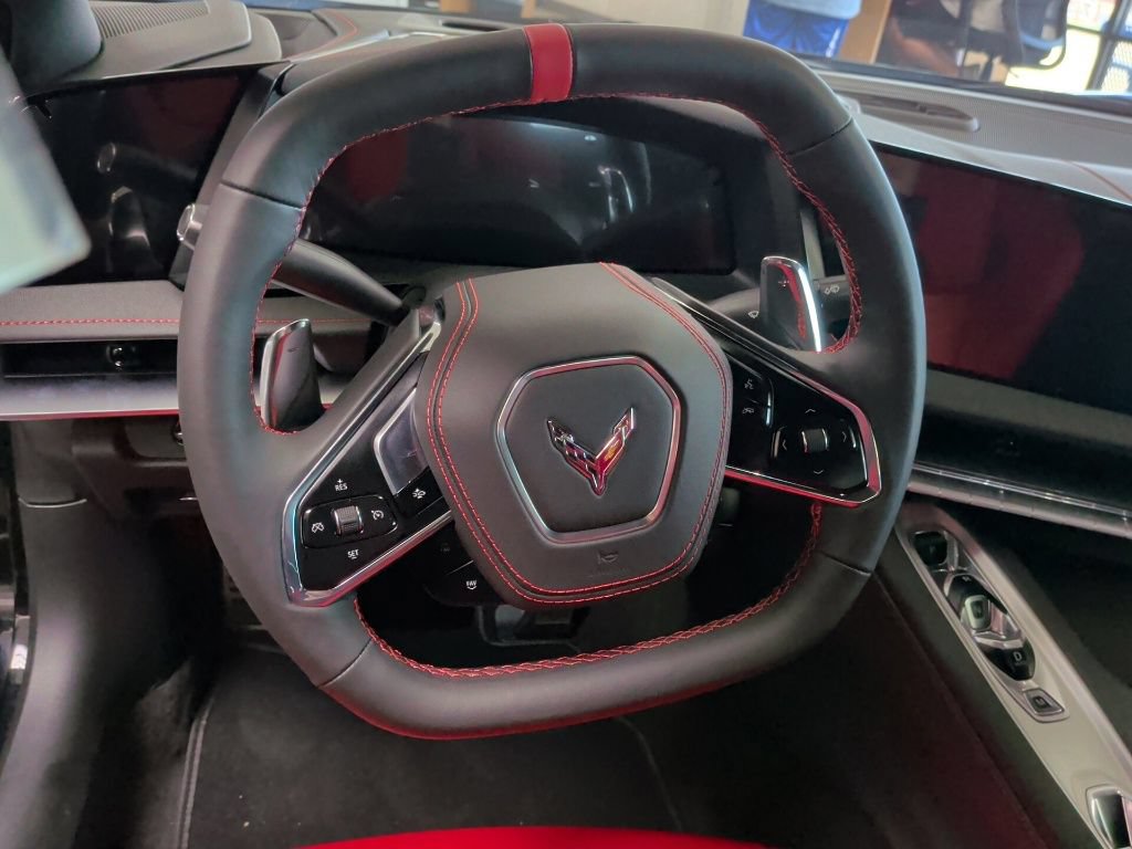 New 2027 Chevrolet Corvette Stingray Coupe w/ 1LT RWD image 17
