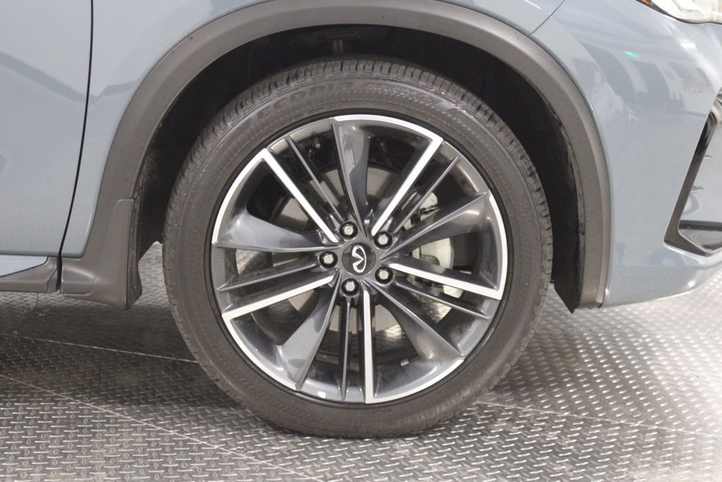 Certified 2025 INFINITI QX55 Luxe w/ Cargo Package image 16