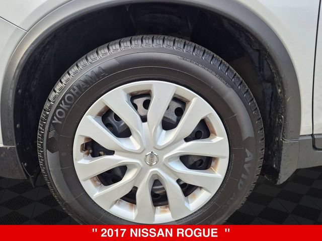 Used 2017 Nissan Rogue S w/ S Appearance Package AWD/4WD image 10