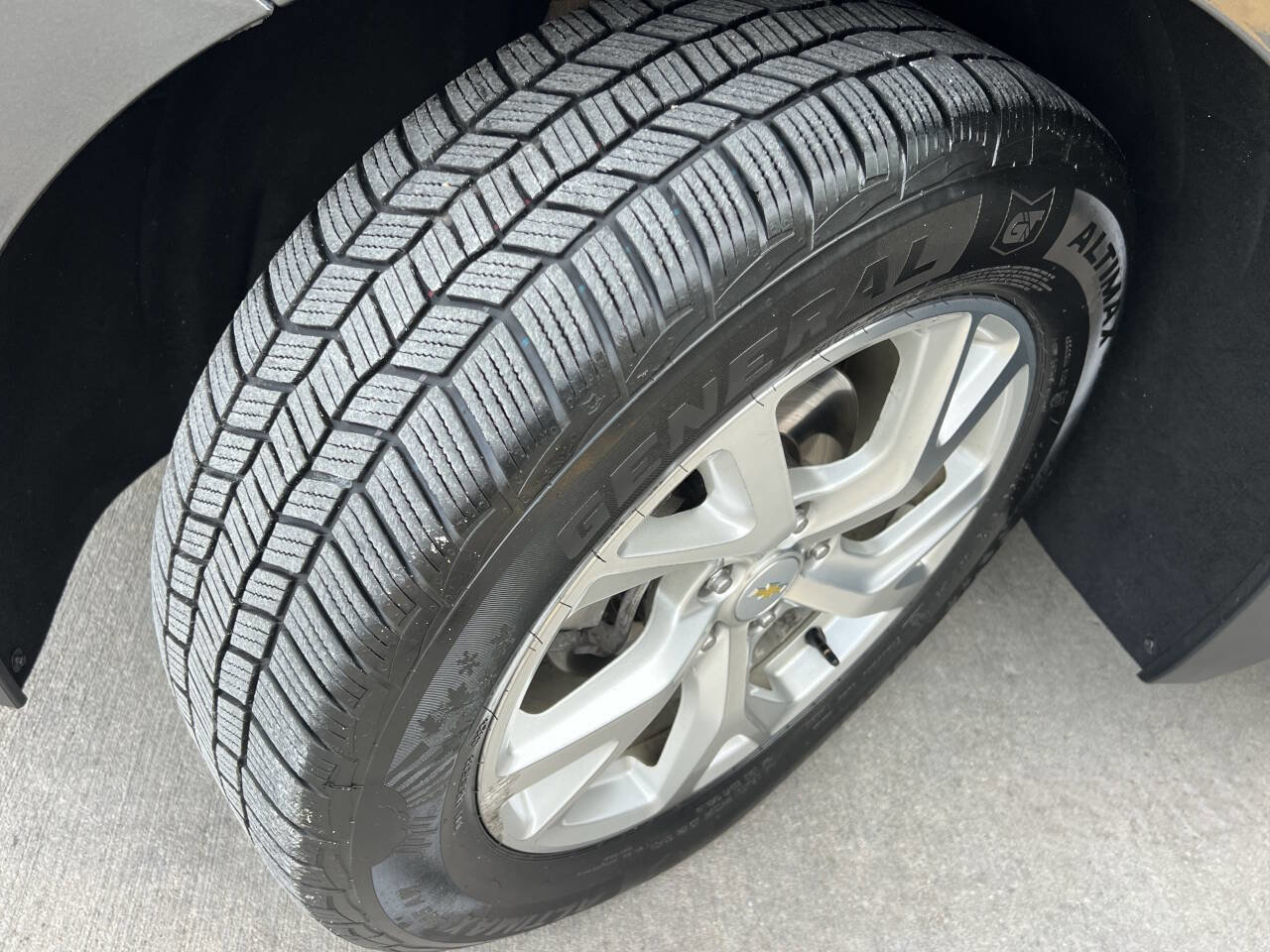 Used 2018 Chevrolet Equinox Premier image 14