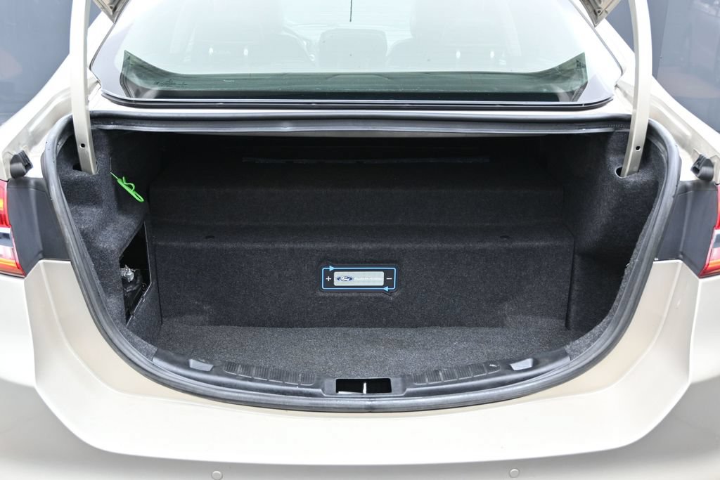 Used 2018 Ford Fusion Energi Titanium FWD image 37