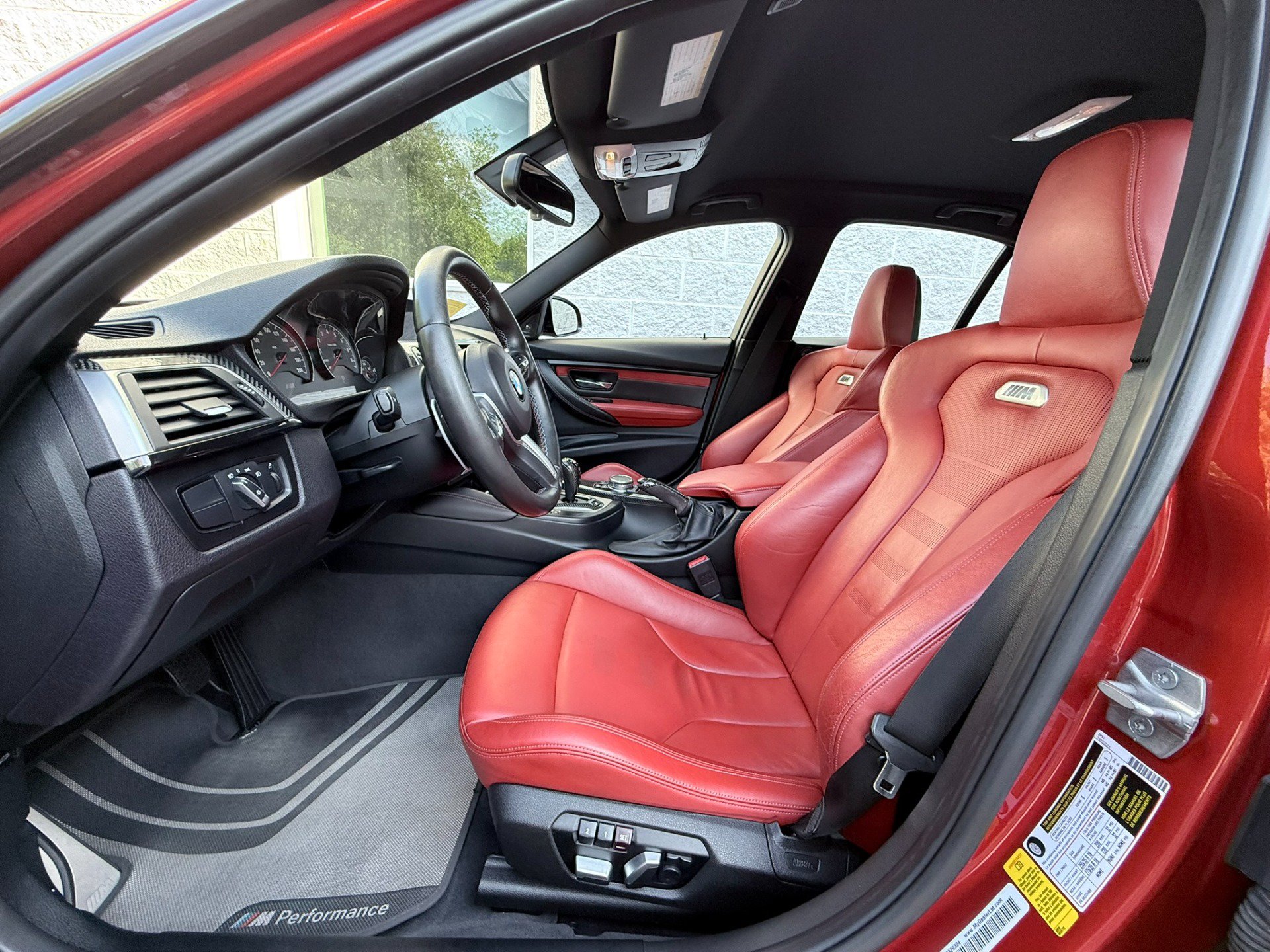 Used 2016 BMW M3 RWD image 8