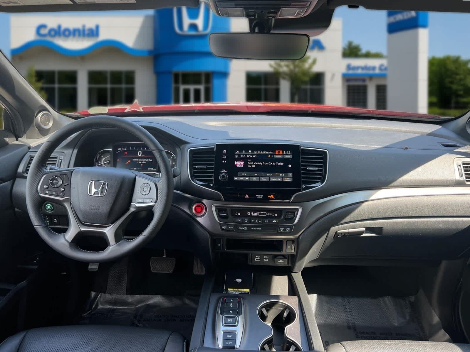 Used 2025 Honda Passport EX-L image 31