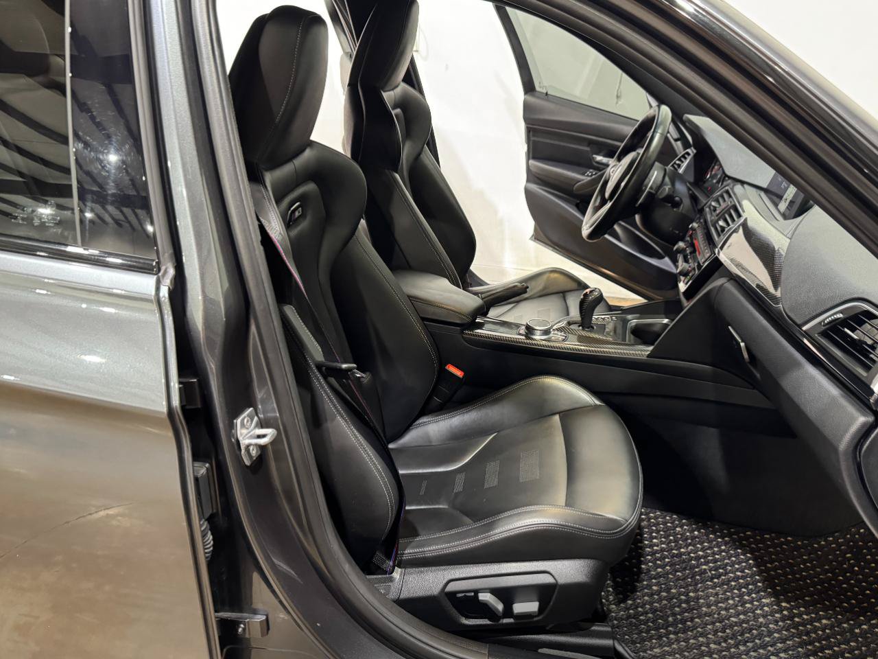 Used 2018 BMW M3 w/ Competition Package RWD image 11