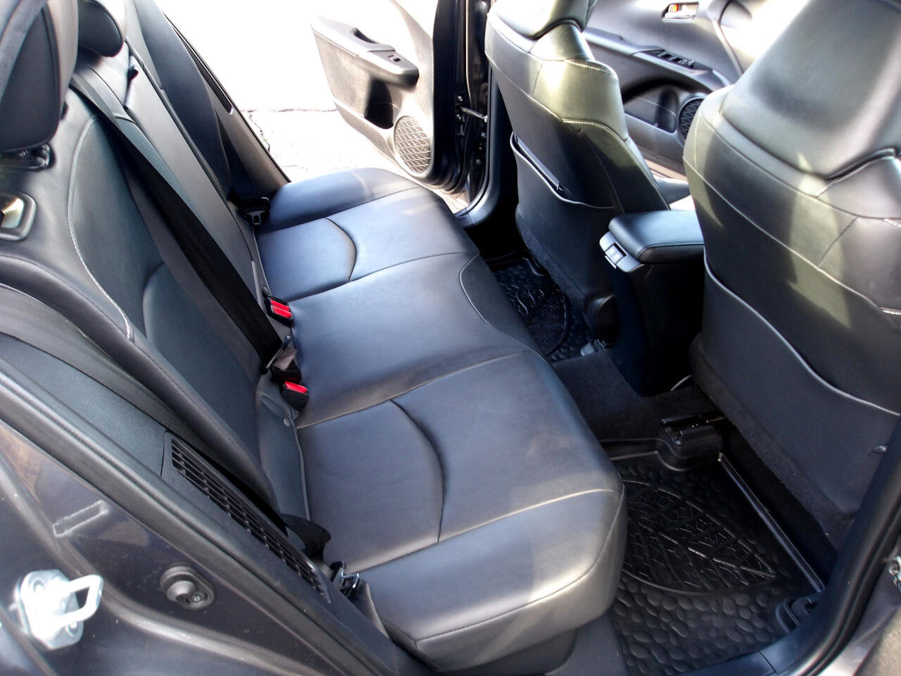 Used 2020 Toyota Prius Prime XLE image 13