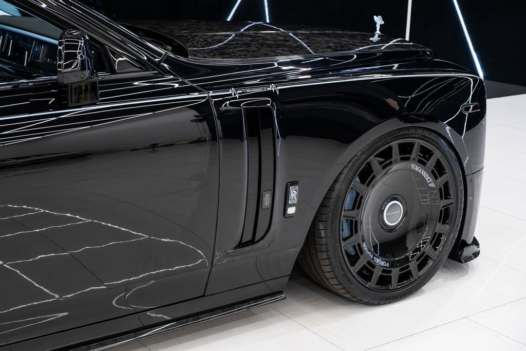 Used 2026 Rolls-Royce Phantom Sedan RWD image 13