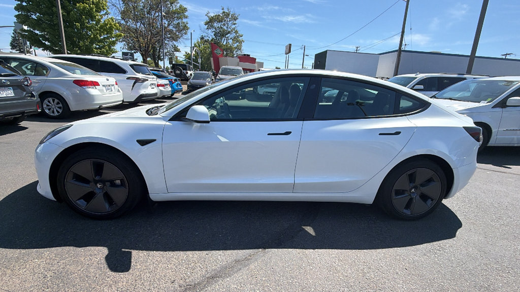 Used 2023 Tesla Model 3 Standard Range RWD image 7