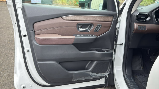 New 2026 Honda Pilot Elite image 9