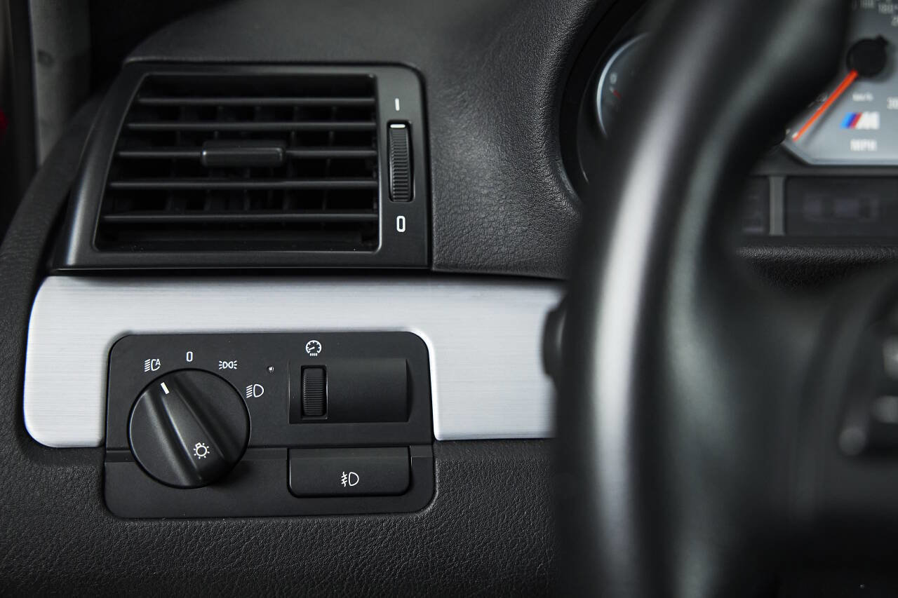 Used 2004 BMW M3 Base 2dr Coupe image 48