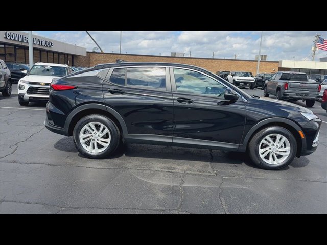 Certified 2025 Buick Envista Preferred w/ Convenience II Package FWD image 9