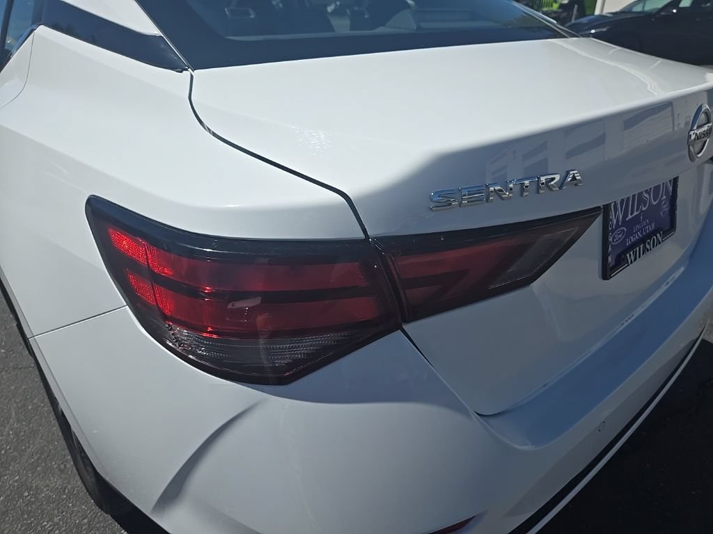 Used 2022 Nissan Sentra SV FWD image 34