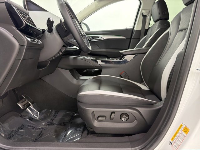 Used 2024 Buick Envision Sport Touring image 14