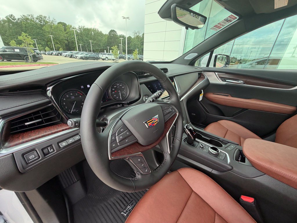New 2026 Cadillac XT5 Premium Luxury w/ Driver Assist Package AWD/4WD image 15