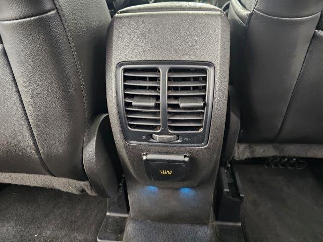 Used 2017 Ford Escape Titanium image 37