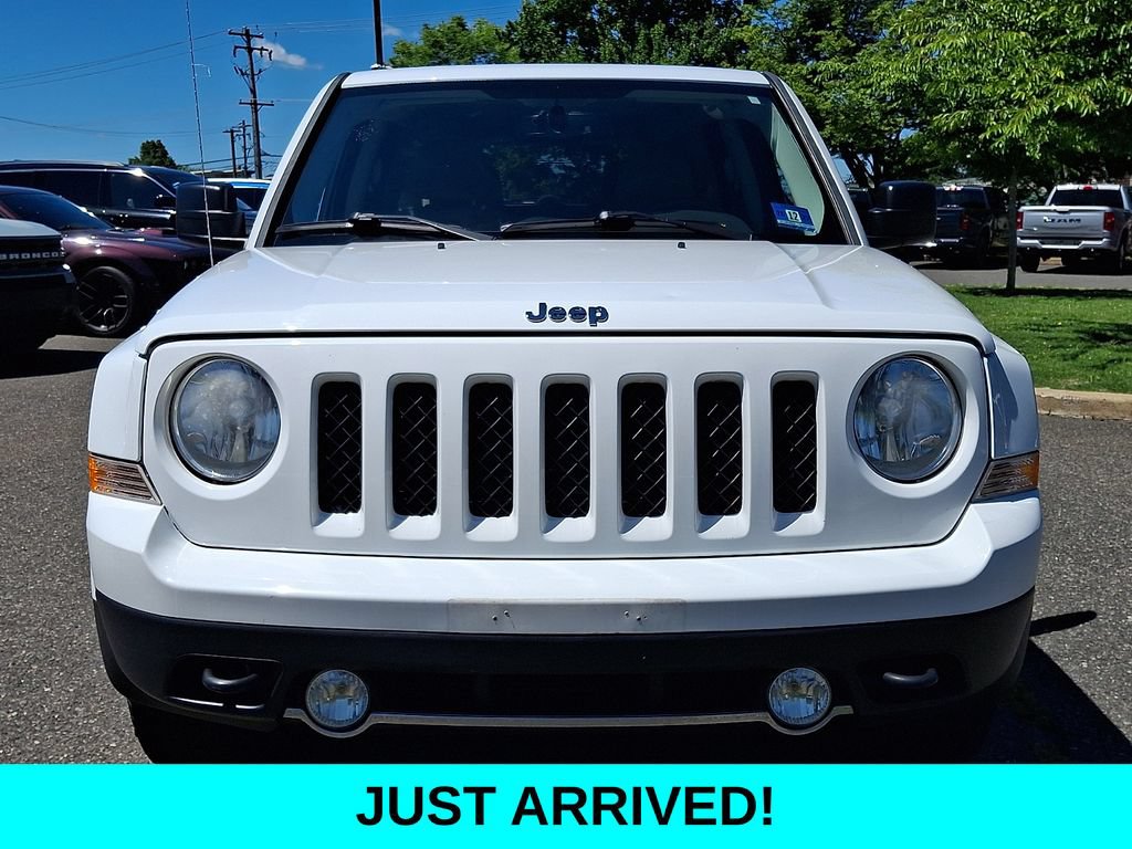Used 2014 Jeep Patriot Limited w/ Sun/Sound Group AWD/4WD image 2