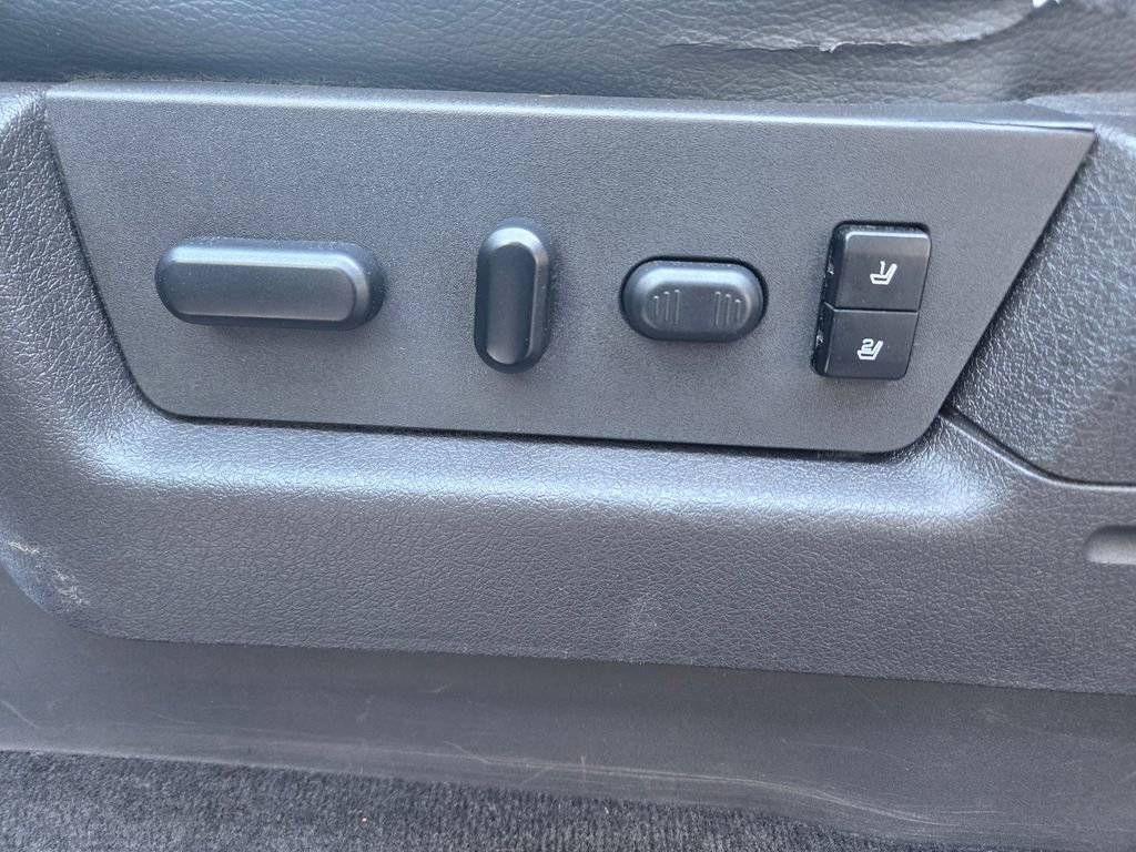 Used 2010 Ford F150 FX4 AWD/4WD image 12