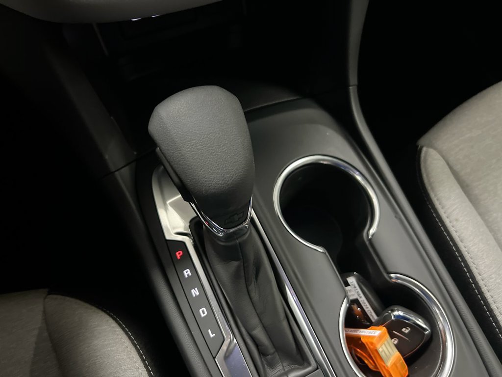 Used 2024 Chevrolet Equinox LS FWD image 17