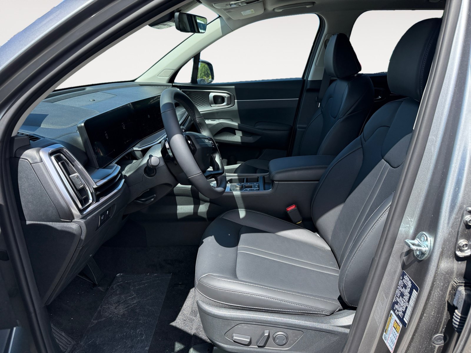 New 2026 Kia Sorento EX w/ EX Premium Package AWD/4WD image 10