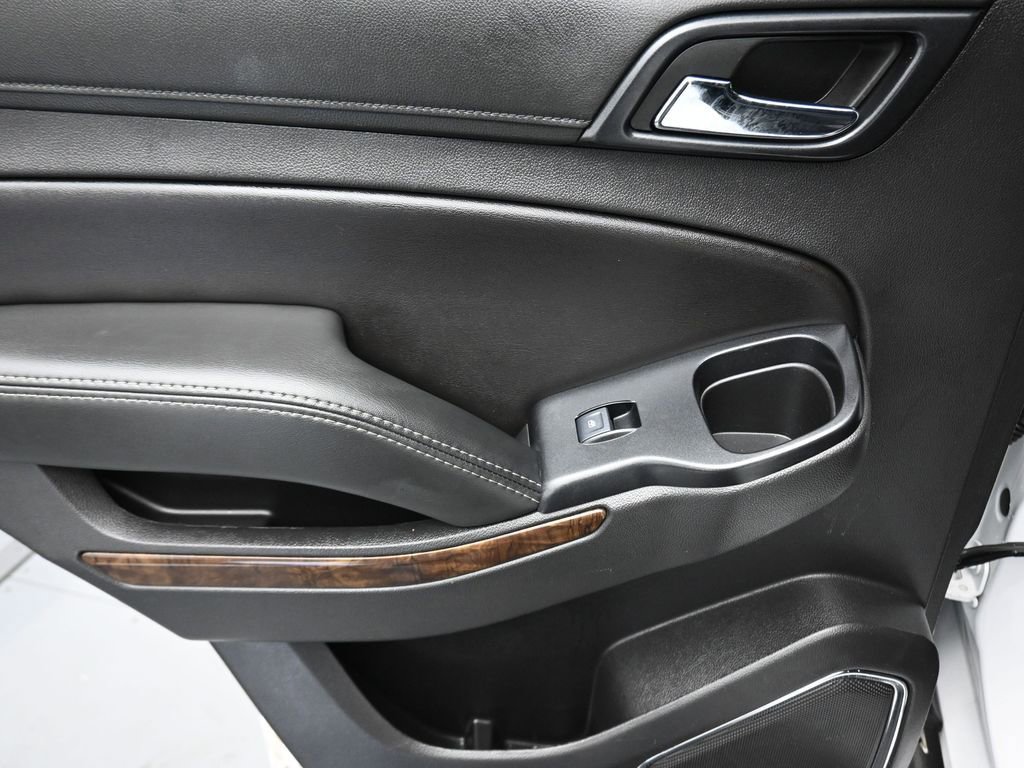 Used 2020 Chevrolet Tahoe LT image 32