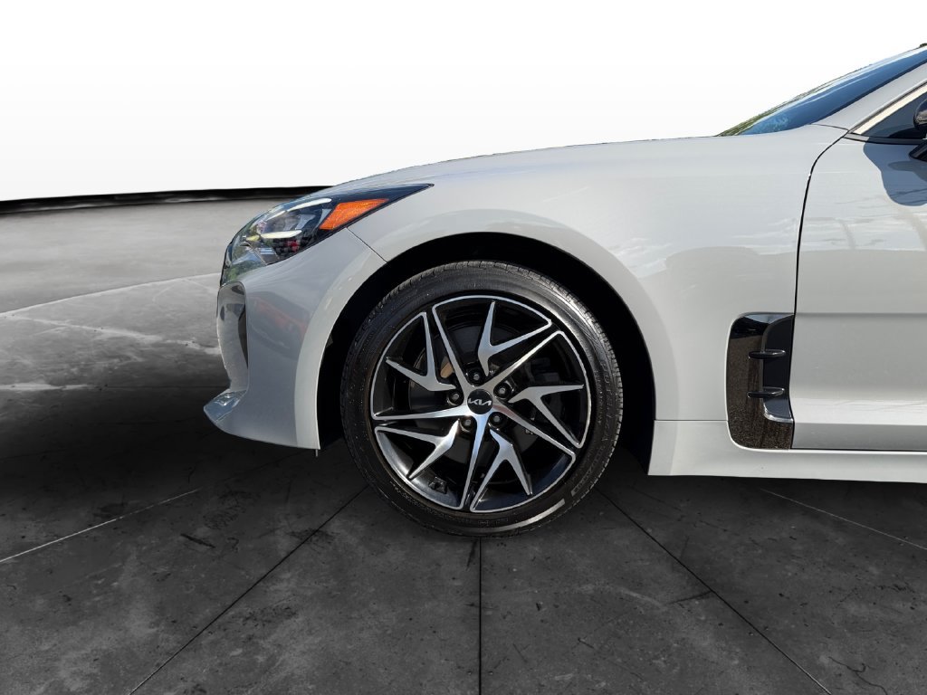 Used 2023 Kia Stinger GT-Line w/ Sun & Sound Package AWD/4WD image 14