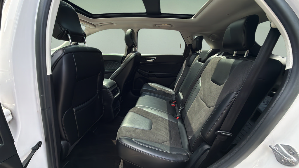 Used 2016 Ford Edge Sport w/ Equipment Group 401A AWD/4WD image 18