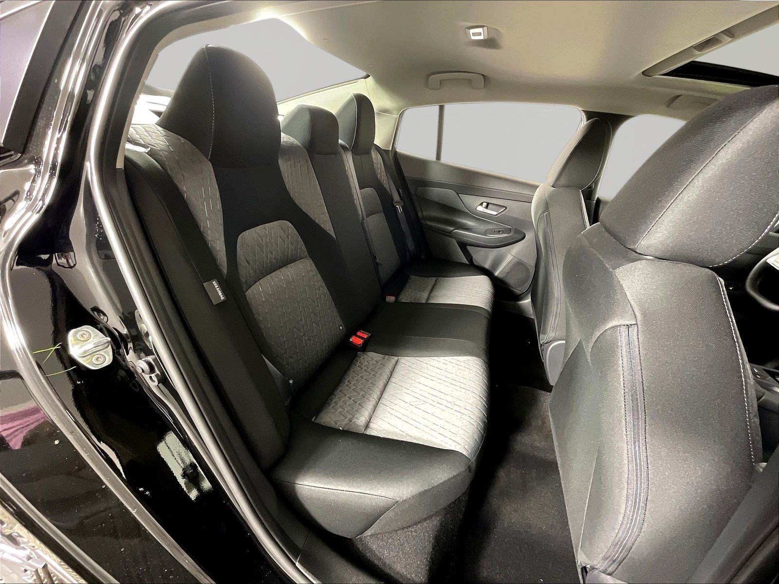 New 2026 Nissan Sentra SV w/ SV Convenience Package FWD image 19
