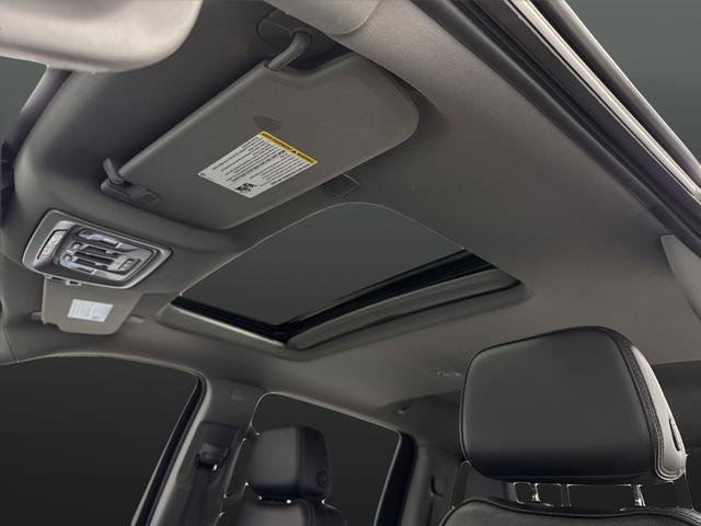 Used 2025 GMC Sierra 2500 Denali w/ Technology Package AWD/4WD image 7