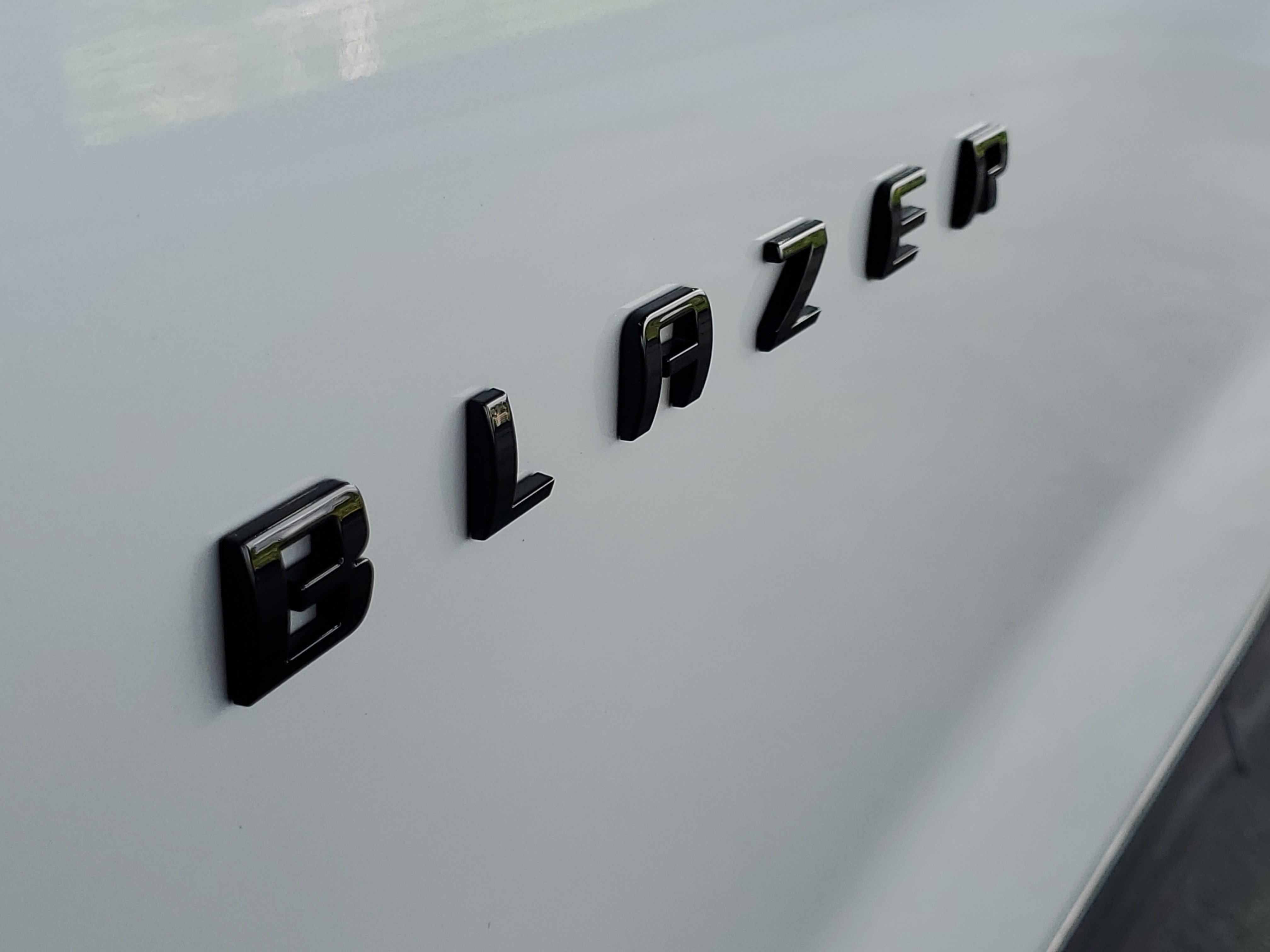 Used 2024 Chevrolet Blazer RS w/ Driver Confidence II Package FWD image 5