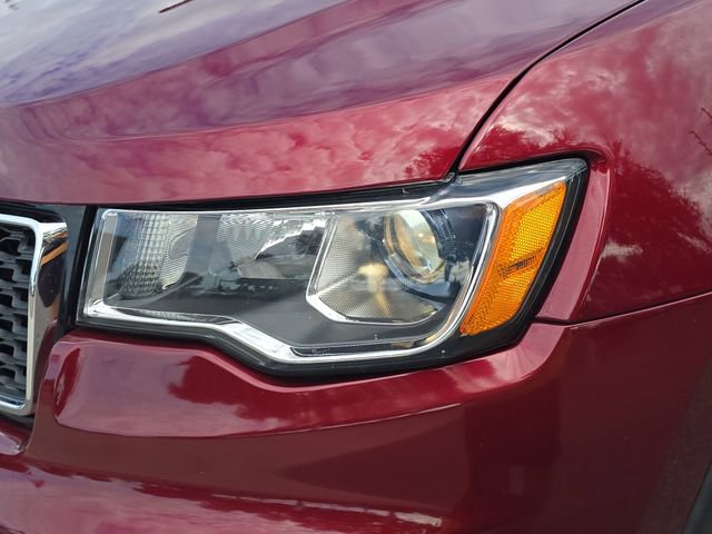 Used 2021 Jeep Grand Cherokee Laredo image 10