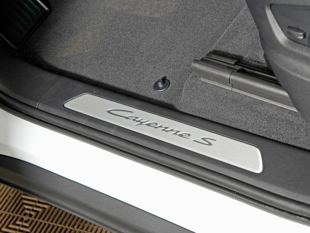 Certified 2026 Porsche Cayenne S AWD/4WD image 19
