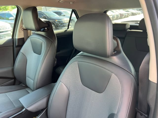 Used 2024 Kia Niro EX FWD image 11