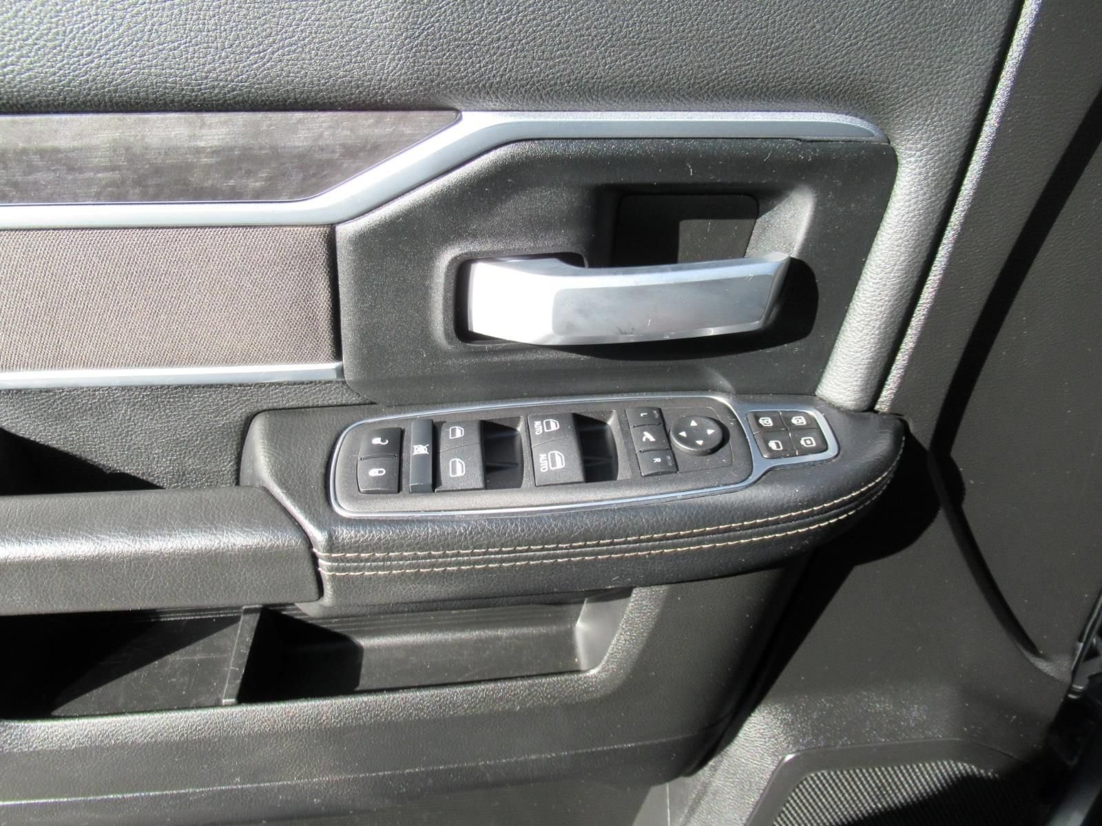Used 2024 RAM 2500 Big Horn AWD/4WD image 20