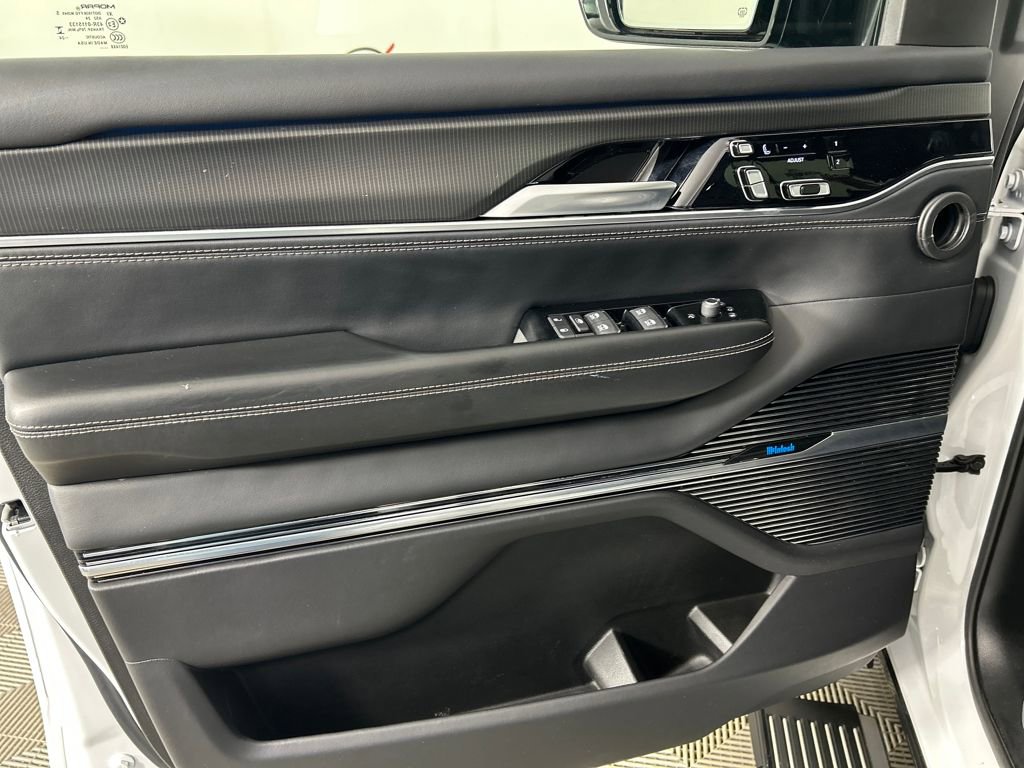 Used 2024 Jeep Grand Wagoneer L Series II w/ Quick Order Packagew 28T image 11