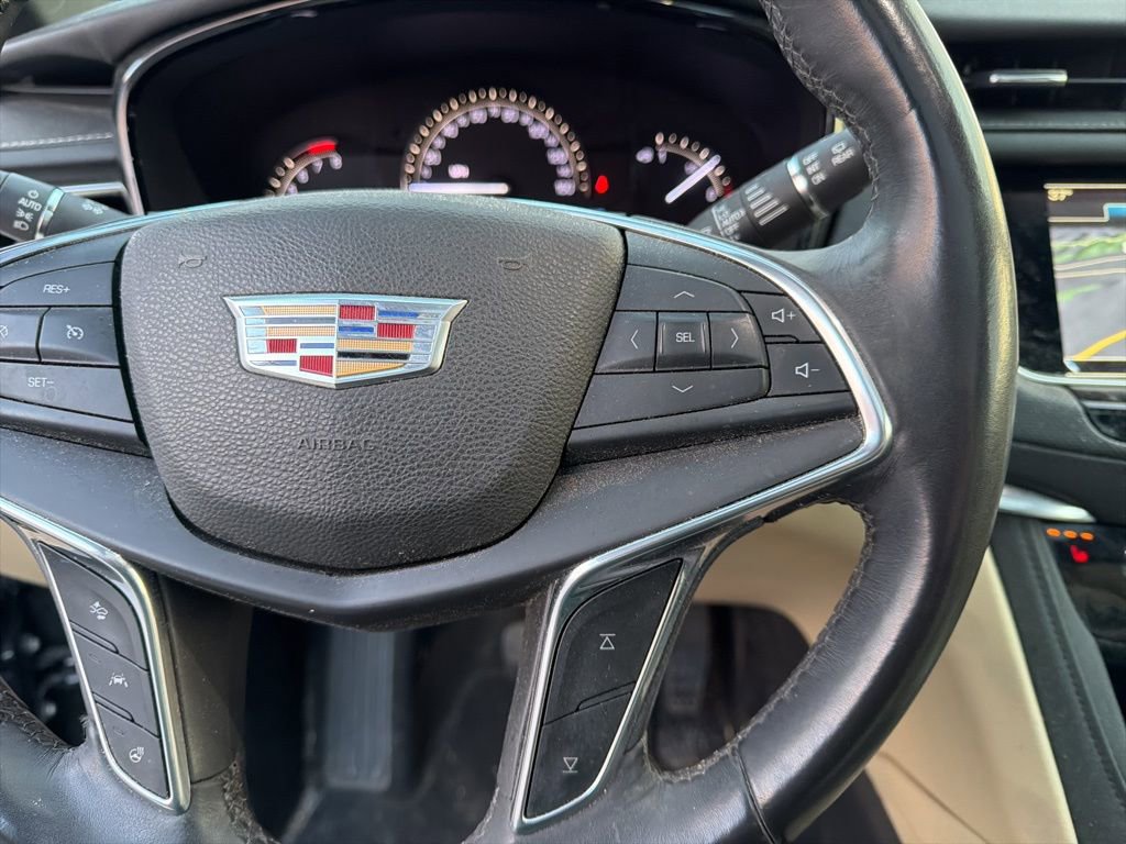 Used 2017 Cadillac XT5 Luxury w/ Driver Awareness Package image 34
