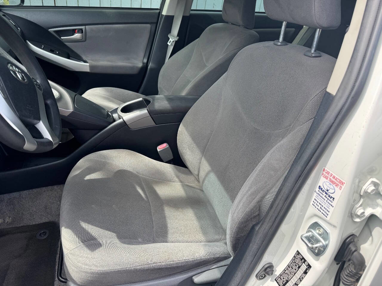 Used 2015 Toyota Prius Two FWD image 5