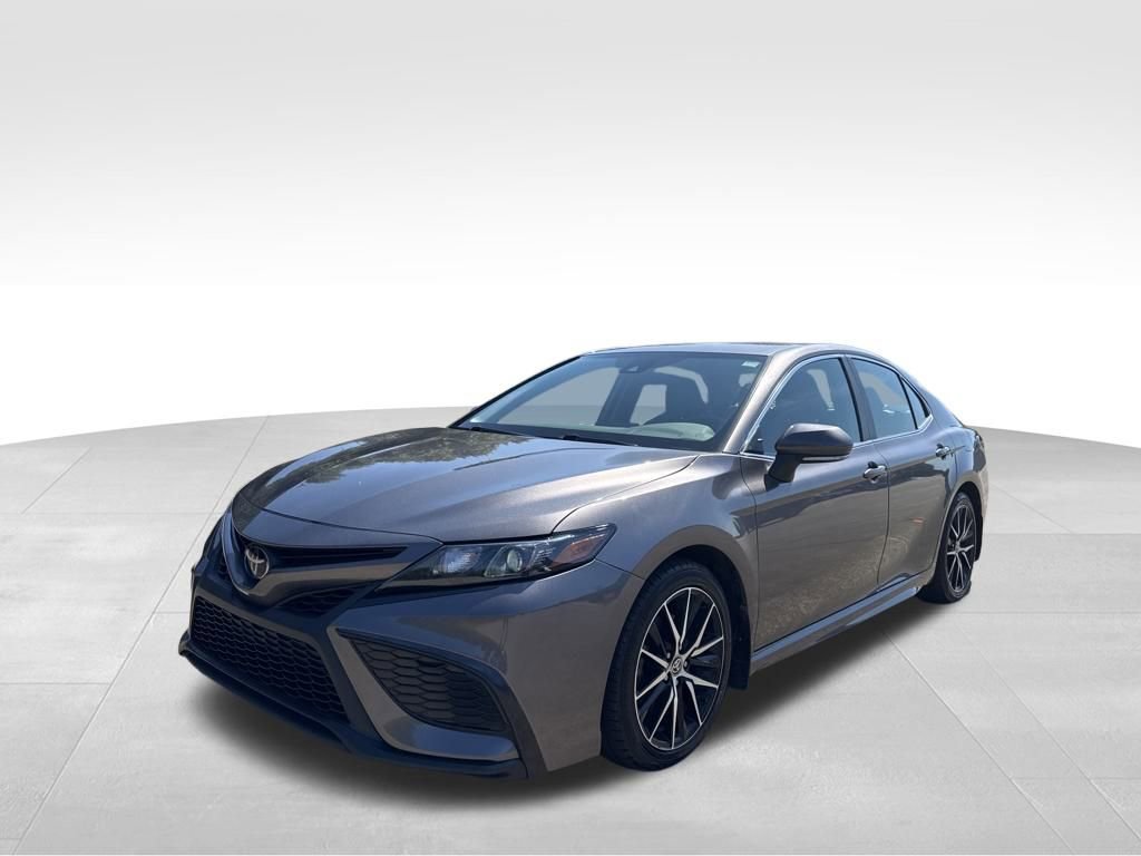 Used 2022 Toyota Camry SE