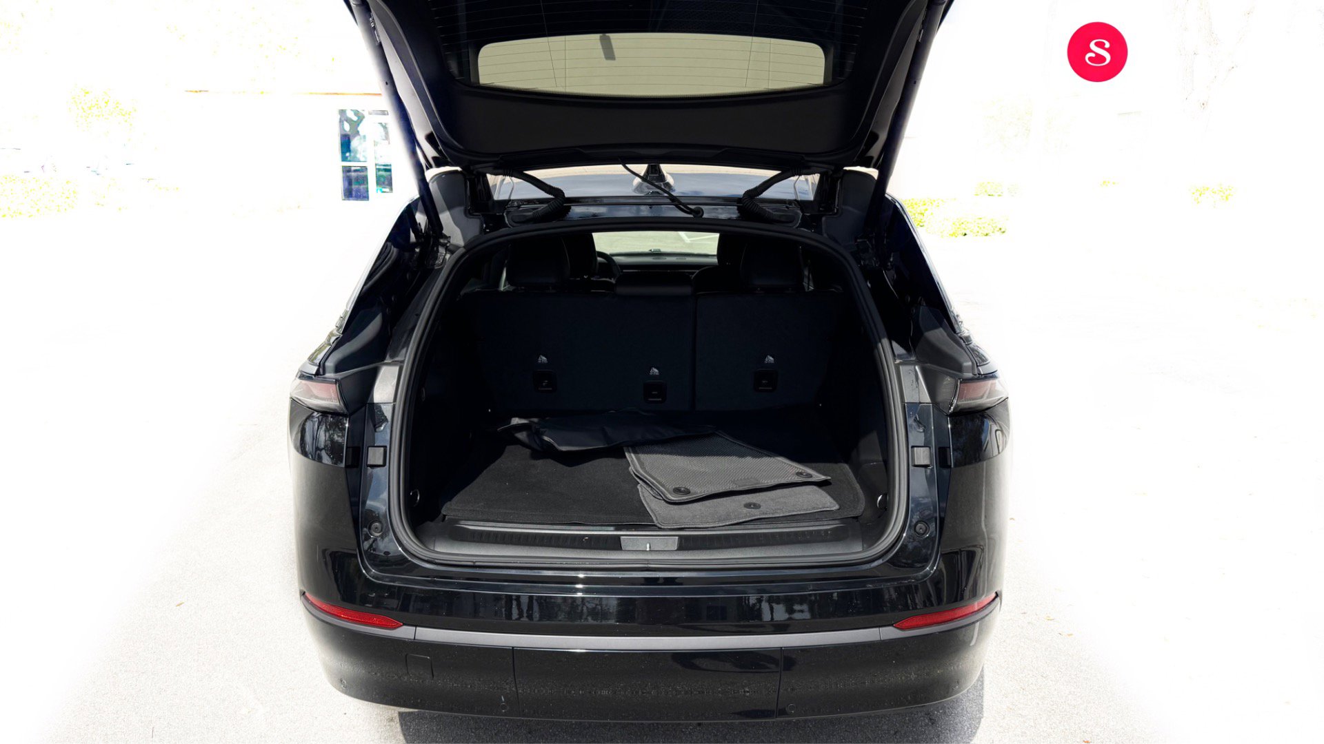 Used 2024 Jeep Wagoneer Launch Edition image 4