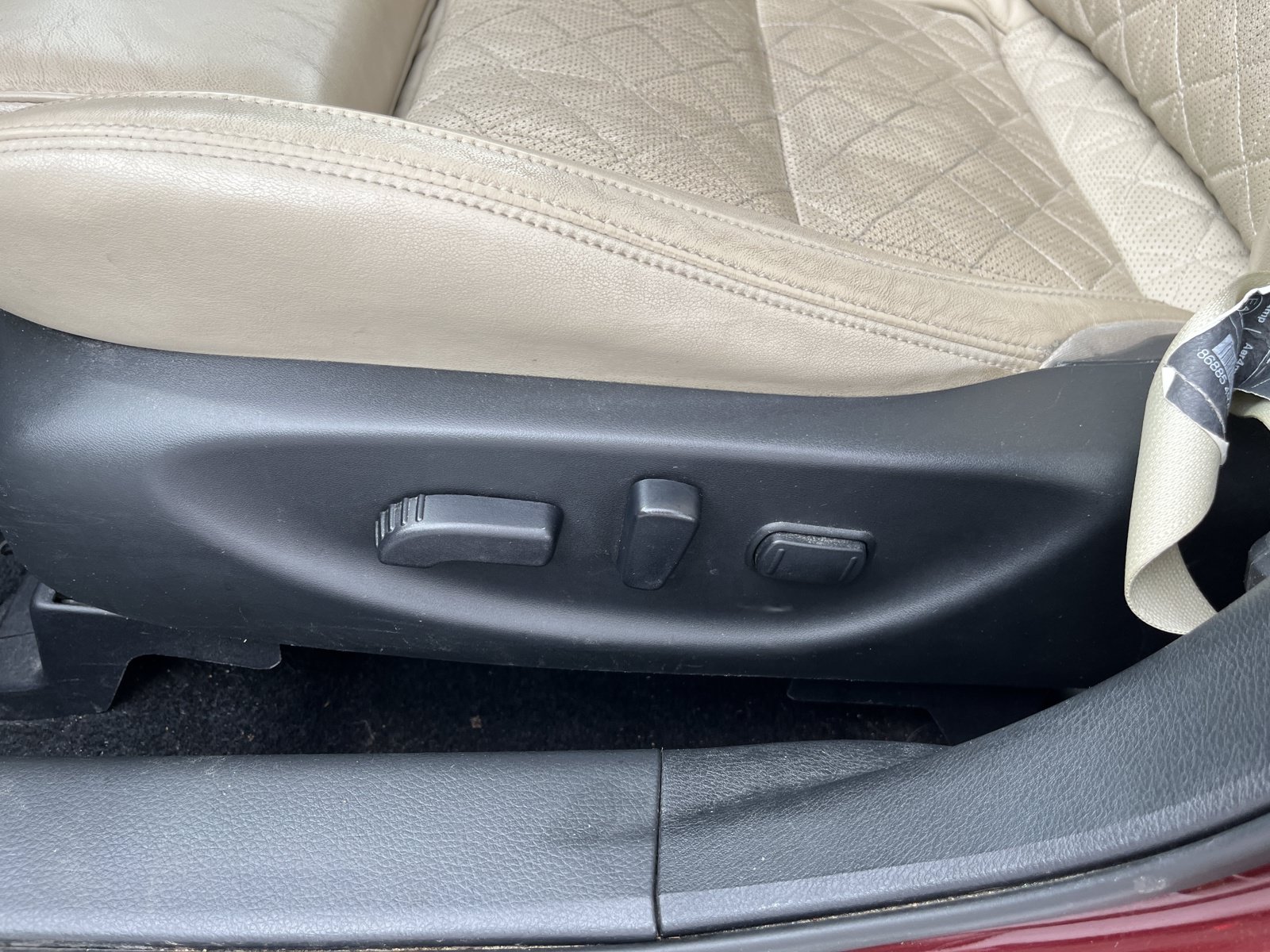 Used 2016 Nissan Maxima Platinum FWD image 26