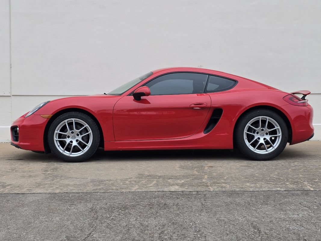 Used 2016 Porsche Cayman RWD image 2