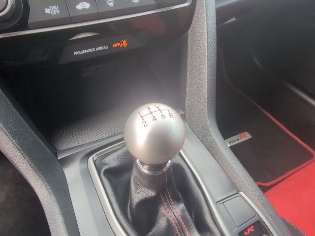 Used 2018 Honda Civic Type R image 22